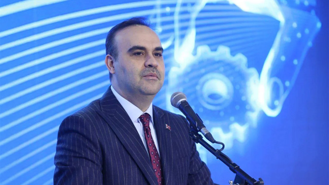 Bakan Kacır Duyurdu: 14 İlde Yeni OSB Hamlesiyle Binlerce Kişiye İstihdam